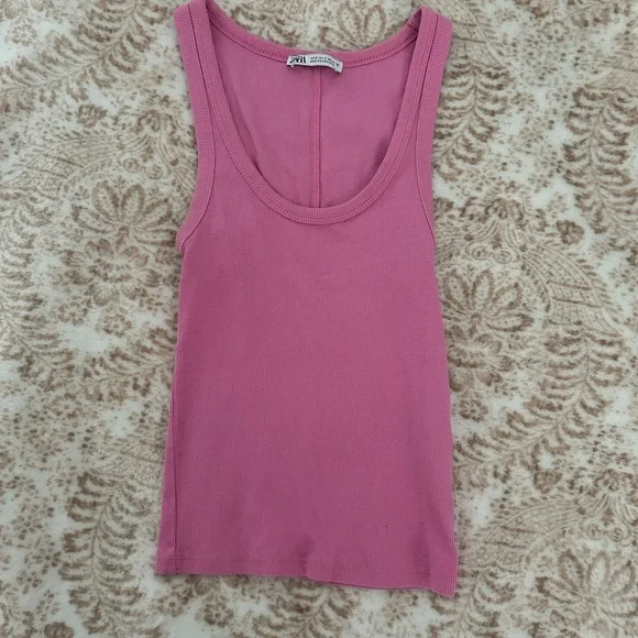 Pink ribbed Zara tank top - Picture 1 of 2